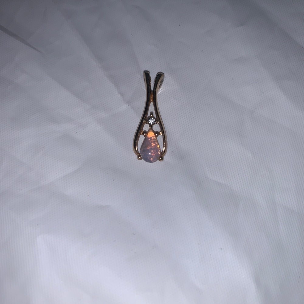 Vintage Avon opal drop pendant